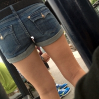 Candid girl in high heels and shorts with sexy legs Candid Ass Teen With High Heels_4A10453.jpg