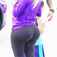 Candid chick with an amazing big booty and vpl in leggings 123865869@N06_49699386081_DSC00047.jpg
