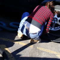 Some candid girls cleaning their cars in jeans and some showing ass crack Girls cleaning cars in jeans