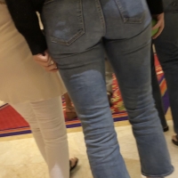 Sexy candid milf in jeans with a nice ass d941377000e5604806a86d9070a3a3a0bafe23cc.jpeg