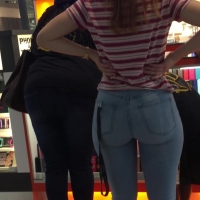 Candid white babe with a sexy big booty in tight jeans fb4577183a2debcd37cb0b0f13f4ae2de8679dbd.jpg