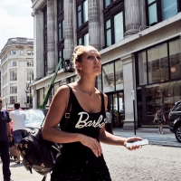 Candid boobs 3096572@N22_43663733241_Duke Street..jpg