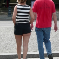 98482383@N03_15573622168_Mom Shows Leg 2.jpg
