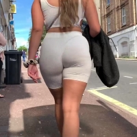 BritishArse70.mp4-2022-07-21-07h18m39s840.jpg