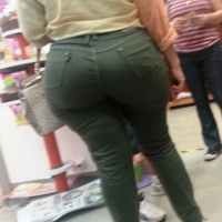 Candid milf with a huge booty in tight jeans tumblr_nh05osXObC1r88ju6o4_1280.jpg