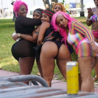 Sexy ebony crew in bikinis and thongs with sexy asses 123865869@N06_49474373753_DSC05603 70-200mm.jpg