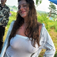 Non candid big boobs Greetings_And_Salutations - Breasts, Cleavage, and Busty Girls 50 - 00271415169556.jpg