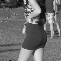 Candid sexy girls in skirts and dresses in public 2297921@N20_45549443482_P1020714 crop.jpg