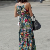Candid sexy girls in skirts and dresses in public 98482383@N03_21656787460_Lovely Brunette 3.jpg