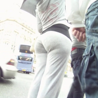 2 big booties in sweats