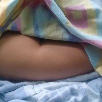 Creepshots of sleeping 22 y_o sister (4Chan)_EA5F36E.jpg