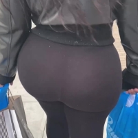 Candid Morena babe with a huge round ass in black leggings 1_4947577114086867709.MOV-2024-07-23-12h57m24s669.jpg