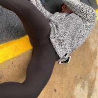 Hot candid ebony babe with a sexy ass in leggings squatting and spreading while fixing her car (1080p) Honest Days Pay.mp4-2022-07-24-08h10m39s722.jpg