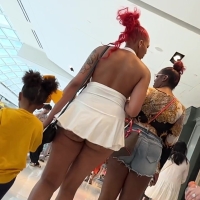 Sexy candid ebony milf showing her ass cheeks in a tiny skirt (part 1) IMG_5904.mov-2024-07-24-11h45m12s661.jpg