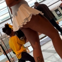 Sexy candid ebony milf showing her ass cheeks in a tiny skirt (part 3) IMG_5906.mov-2024-07-24-11h54m53s785.jpg
