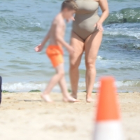 Candid beach and bikini girls 68271165.jpg