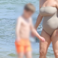 Candid beach and bikini girls 68271174.jpg