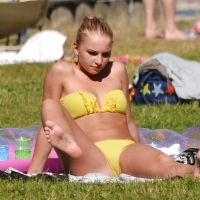 voyeurspanner - Spy Bikini Babes - 0005058-1000.jpg