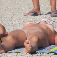 66voyeur - beach nude voyeur - 0013252276786.jpg