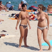 Sexy candid nude and topless beach babes nabil-fawzi - Topless and nude beach Girls - 0003beach-00923.jpg