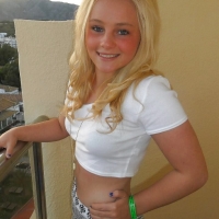 Non candid beautiful girls' faces sweet blonde_B894F49.jpg