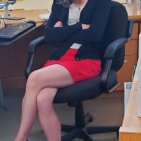 Candid feet and legs 1626885994075.jpg