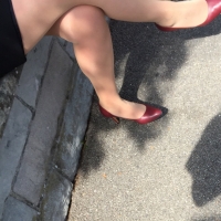 candidsexystreet_43567828665_Two very sexy young ladies, one with and one without nylons.jpg