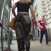 Candid blonde girl in patterned leggings with a sexy jiggly ass BlkYelTrsWobl.mp4-2022-07-25-06h49m57s194.jpg