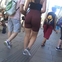 Candid PAWG in maroon biker shorts with her boyfriend Projekt_07-25(1)_4K_MEDIUM_FR30.mp4-2022-07-25-16h12m17s618.jpg