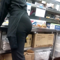 Candid girls in tight jeans and pants tumblr_ed858f5828e870f0d0063889f1b55770_20a0bb97_2048.jpg