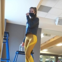 Sexy candid slim brunette girl in yellow leggings working out My Movie-2023-07-25-17h14m26s502.jpg