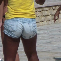 Sexy black ass dancing in shorts