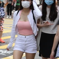 Candid girls with nice tits in public _AAAI.JPG.29a68379f7a773a2ac6df1c864b89937.jfif