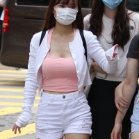 Candid girls with nice tits in public _AAAH.JPG.c2ef7f27740db83fc38b5221622eb990.jfif