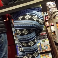 Milf in blue patterned leggings