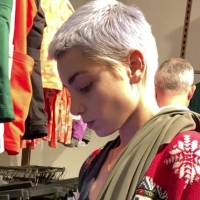 Candid short haired cutie in Lulu leggings while shopping NLC.7-28-23_CuteLuluBabe.mp4-2023-07-30-10h28m49s074.jpg