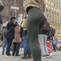 Sexy candid blondie with a perky ass and major vpl in legigngs ss.HGSULVPL.mp4-2022-07-31-08h15m06s506.jpg