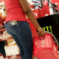 Candid ebony babes in jeans and pants QVR_2021_07_10_14_02_26.mp4-2021-07-25-13h31m48s279.jpg