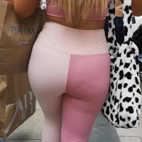 Candid blonde banger in two tone pink leggings with a great ass and vtl Jiggly 2 tone babe.mp4-2022-08-01-09h59m39s574.jpg