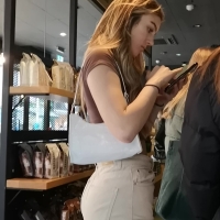 Beautiful candid girl in tight jeans at Starbucks (part 1) Starbucks Dreamer.mp4-2022-08-01-14h16m37s599.jpg