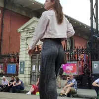 Candid pretty girl with her buns jiggling as she walks in loose pants The_Joker - Video_213.mp4-2022-08-02-09h16m28s133.jpg