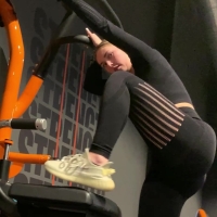 Sexy ass gym blonde with a great ass in black leggings working out thenclub_beautiful blonde in all black.mp4-2022-08-05-07h37m59s726.jpg
