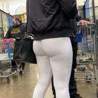 Hot candid blonde girl at the grocery store with a sweet ass in white Tik Tok leggings white leggings.mp4-2022-08-05-07h45m09s766.jpg