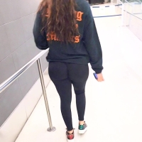 Candid babe in leggings at the airport with a sexy round bubble butt InShot_20230728_082559526.mp4-2023-08-05-09h07m57s261.jpg