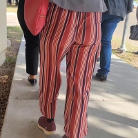 Candid slim girl with some jiggle in loose striped pants Petitejiggle.mp4-2023-08-05-09h59m00s169.jpg