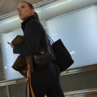Candid blonde hottie with a sexy bubble butt in black leggings is suspect YouCut_20230614_164247617.mp4-2023-08-05-12h24m05s155.jpg