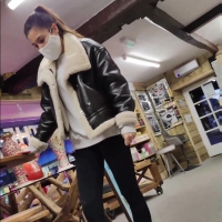 Attractive candid lady in leggings likes bending over showing off her sexy ass (1080p) attractive lady doing gym squats in front of me wm 1080HD TOC.mp4-2022-08-07-08h39m01s256.jpg