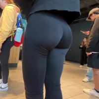 PAWGCoffee.mov-2025-08-07-12h59m21s441.jpg