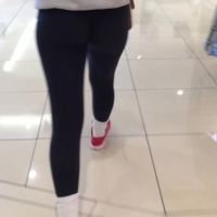 Tight leggings booty (slo mo)