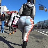 Fat black booty in leggings